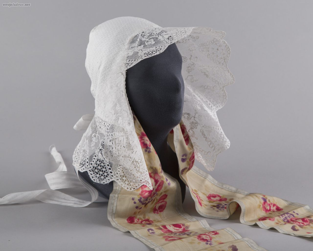 Czepiec buda, Piekary Śląskie, pocz. XX&nbsp;w. Ze&nbsp;zbiorów Muzeum Górnośląskiego w&nbsp;Bytomiu.