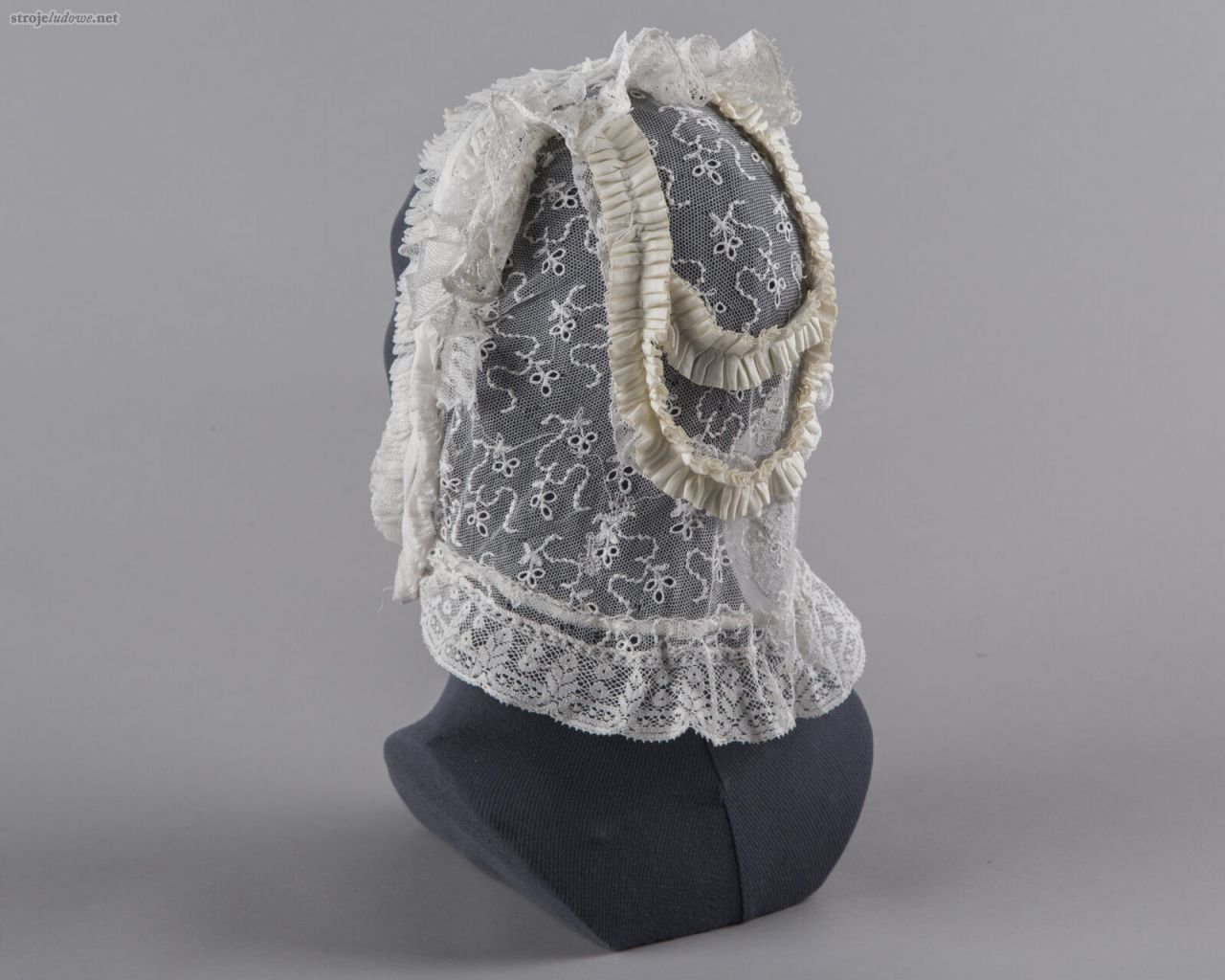 Czepiec siatkowy, Orzegów (Ruda Śląska), XIX w. Ze&nbsp;zbiorów Muzeum Górnośląskiego w&nbsp;Bytomiu.