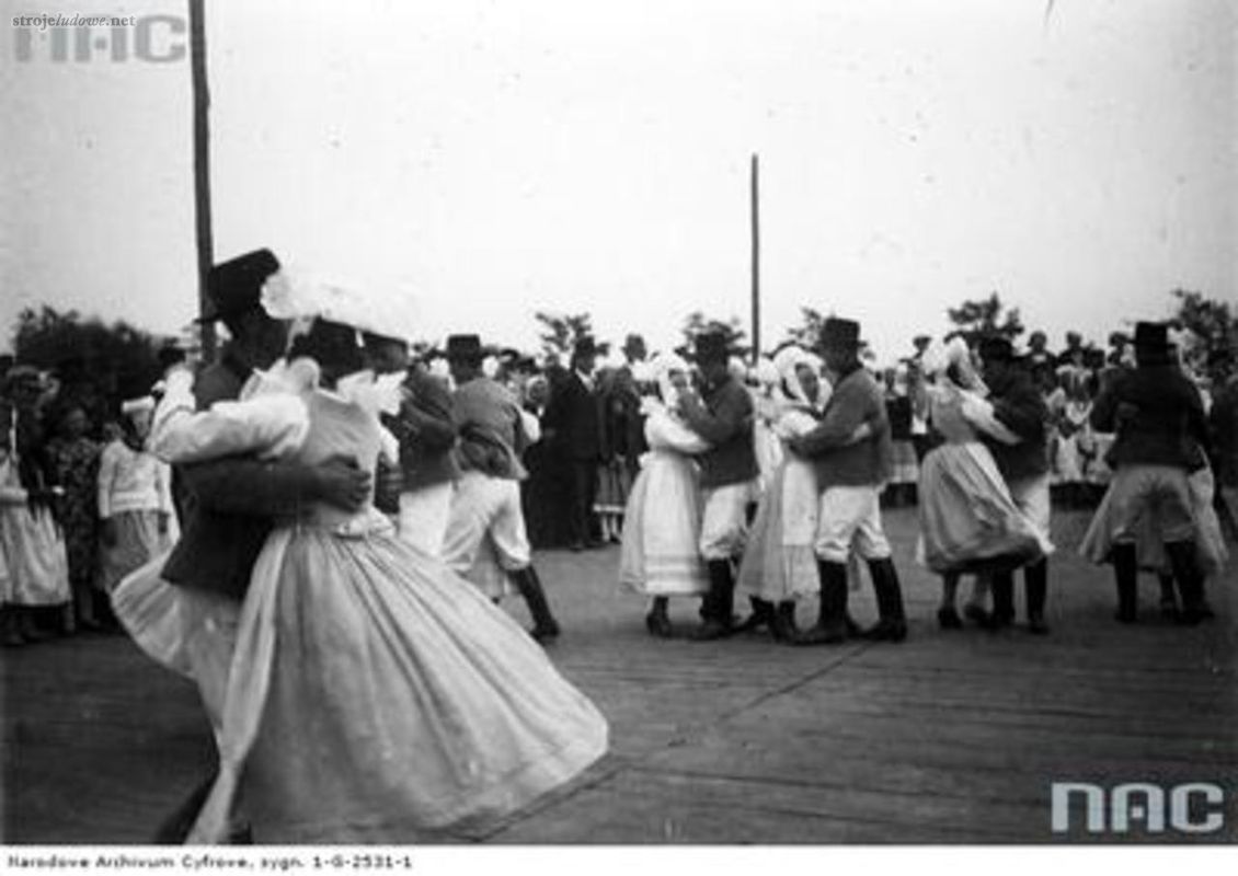 Dożynki w Krobii - tance ludowe, 1934 r., Narodowe Archiwum Cyfrowe
