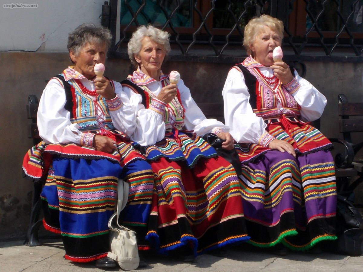 Zespół Blinowianki z Blinowa k. Kraśnika. Ogólnopolski Festiwal Kapel i Śpiewaków Ludowych w Kazimierzu Dolnym, czerwiec 2014 r., fot. M. Kunecka