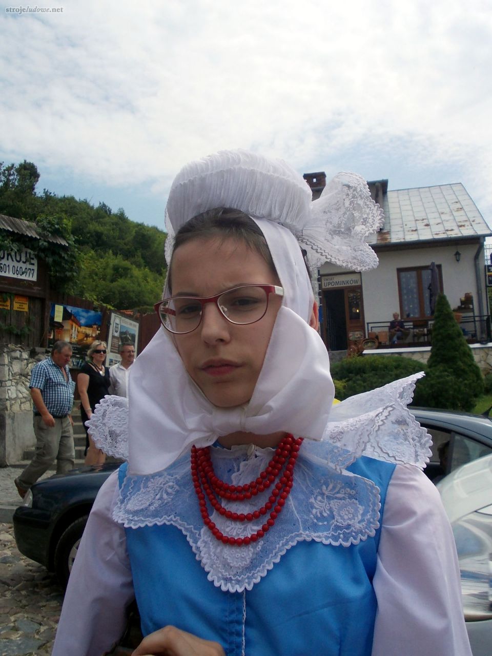 Biskupianka w stroju. Ogólnopolski Festiwal Kapel i Śpiewaków Ludowych w Kazimierzu Dolnym, czerwiec 2014 r., fot. M. Kunecka