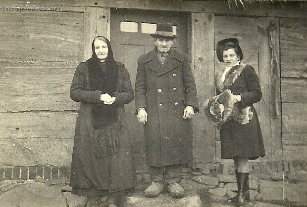 Anna, Józef i Gabriela Brzykcy, Żędowo, ok. 1948 r., archiwum rodziny Brzykcych