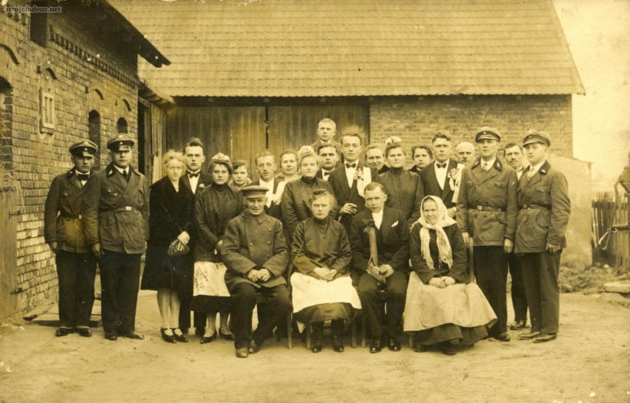 Fotografia weselna, fot. Fototeka Śląska (Muzeum Wsi Opolskiej).