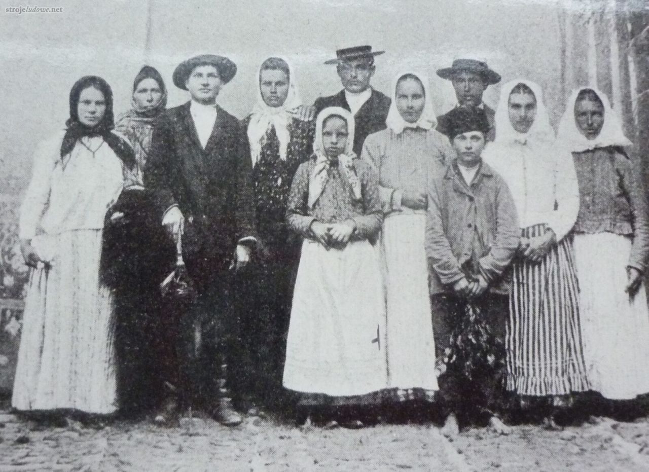 Ubiory chełmskie na&nbsp;początku XX&nbsp;w., „Tygodnik Ilustrowany”, nr. 13, 1910. 