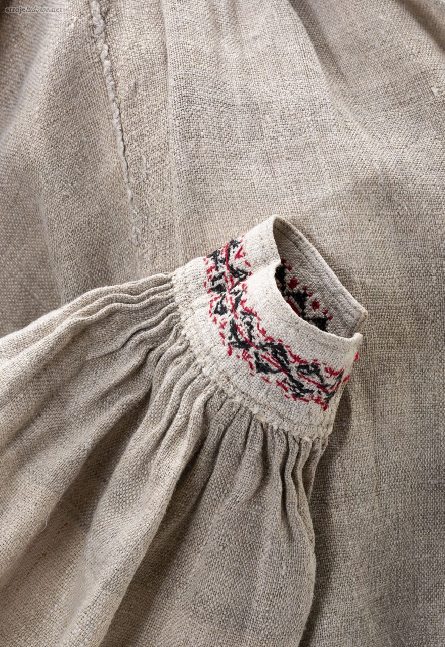 Mankiet koszuli kobiecej, druga połowa XIX w., Majdan Pławanicki, pow. chełmski, ze&nbsp;zbiorów Muzeum Narodowego w&nbsp;Lublinie.