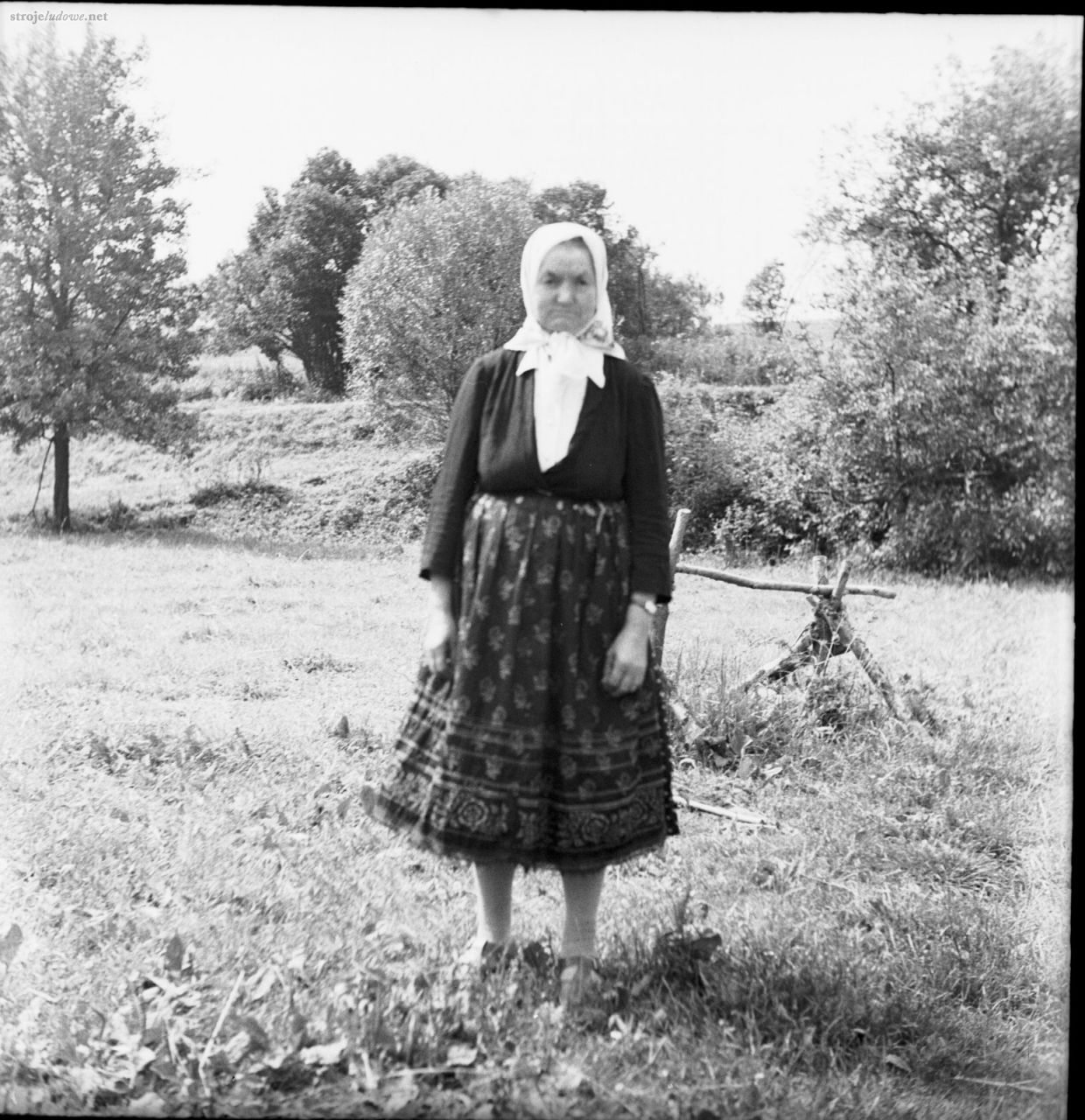 Strój łemkowski, Polany, Krosno, fot. Brylak, ze&nbsp;zbiorów archiwum Instytutu Nauk o&nbsp;Kulturze UMCS w&nbsp;Lublinie 