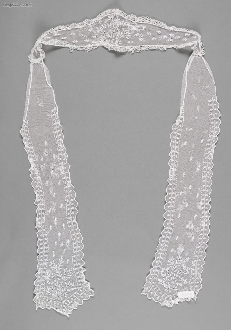 Półczepek tiulowy, Wojcieszków, pow. Łuków, ze&nbsp;zbiorów Muzeum Narodowego w&nbsp;Lublinie,  fot. Małgorzata Niećko