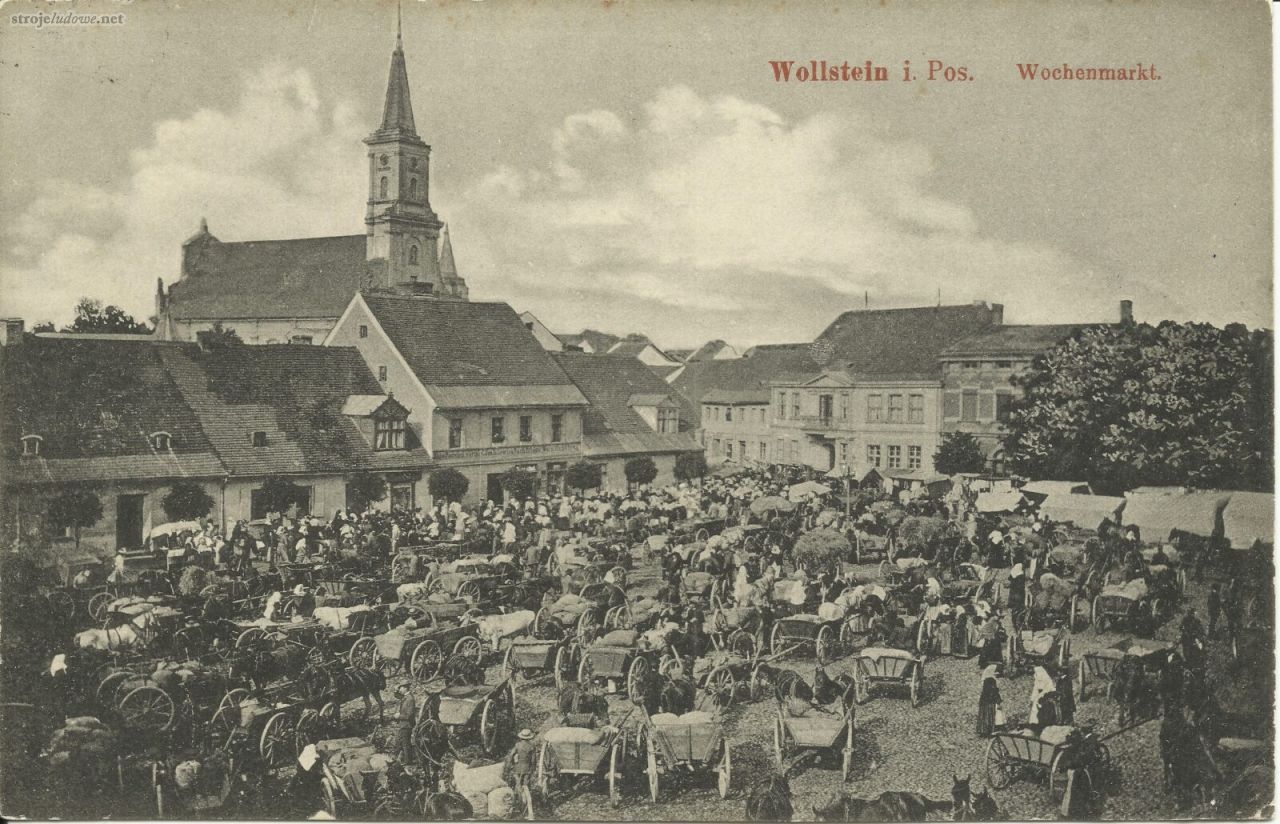 Cotygodniowy targ na&nbsp;rynku miejskim w&nbsp;Wolsztynie, ze&nbsp;zbiorów Muzeum Regionalnego w&nbsp;Wolsztynie