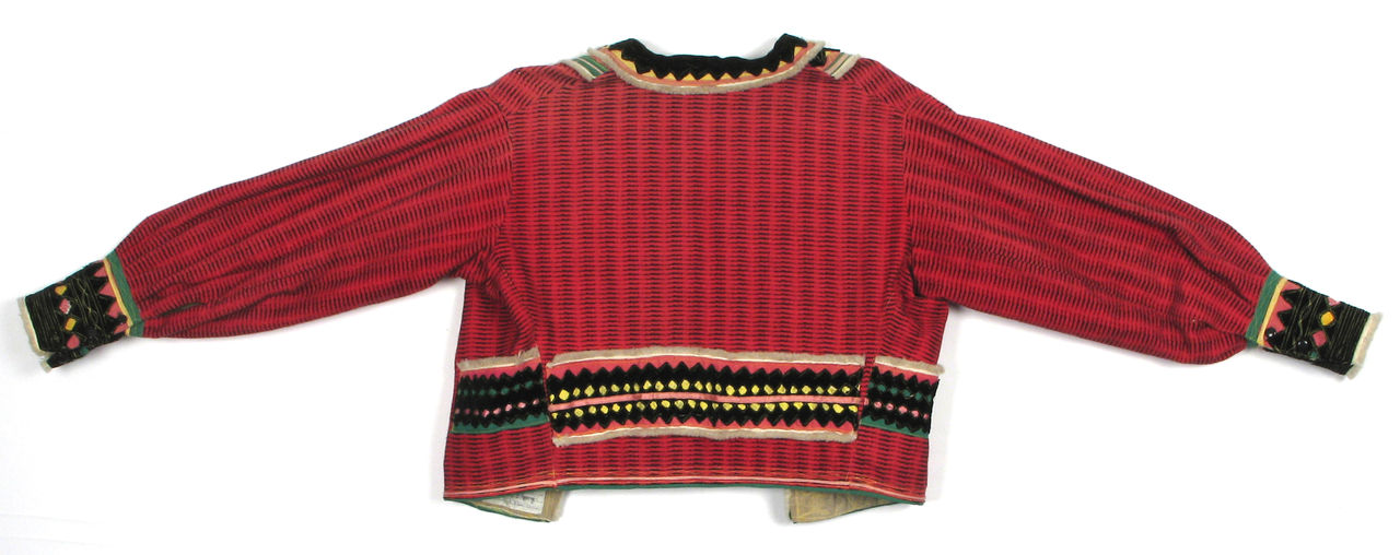 Kaftan męski <em>w okienka</em>, tył, krzczonowskie. Ze&nbsp;zbiorów Państwowego Muzeum Etnograficznego w&nbsp;Warszawie, fot. E. Koprowski